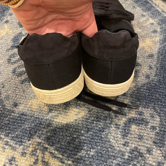 Ladies Tretorn Navy size 9 - Picture 5 of 10